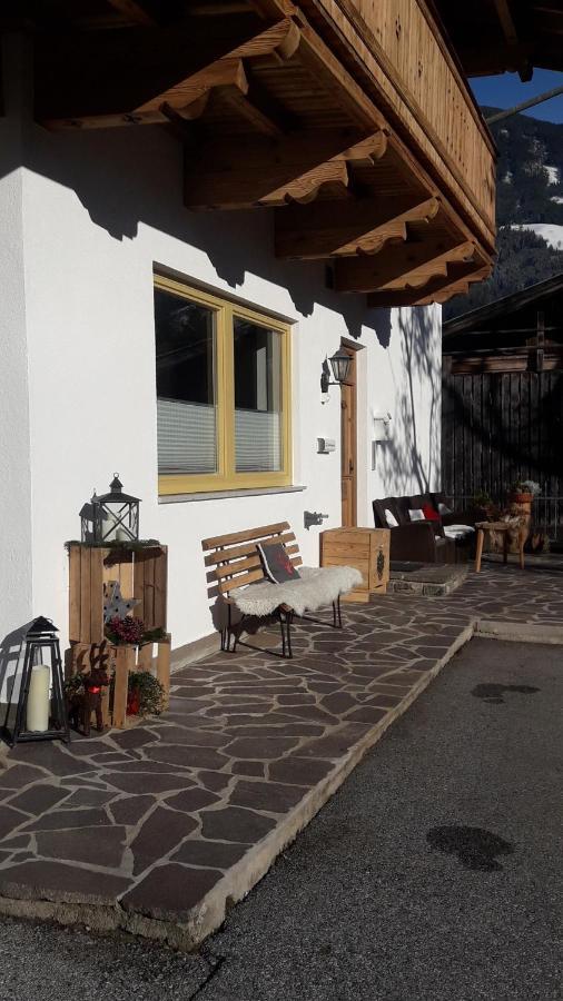 Appartement Studio Hochzillertal Mit Sauna & E-Ladestation à Ried im Zillertal Extérieur photo
